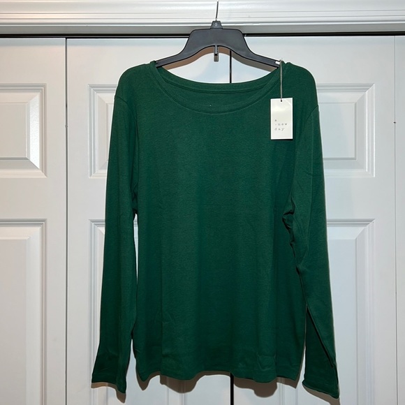 a new day Tops - A new day ladies size 1X long sleeve green shirt